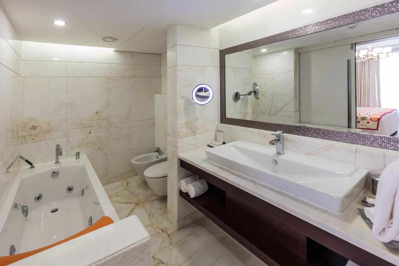 Hotel Glory Villa Near New Delhi Airport Exterior photo